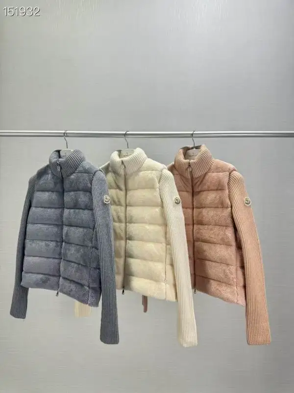 Moncler S-XL 26yr383
